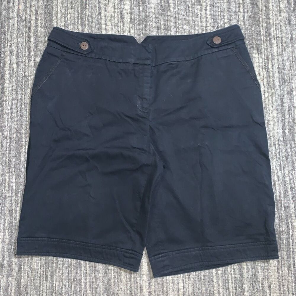 AB Studio Women’s 10‎ Black “Pant” Bermuda Style 10” Inseam Casual Shorts